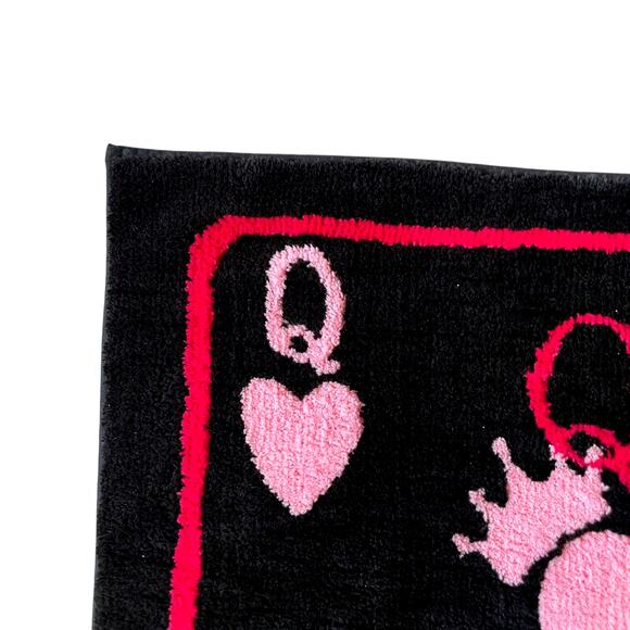 Betsey Johnson QUEEN OF HEARTS Bath Rug 20x32 Pink & Black NEW - Picture 5 of 9